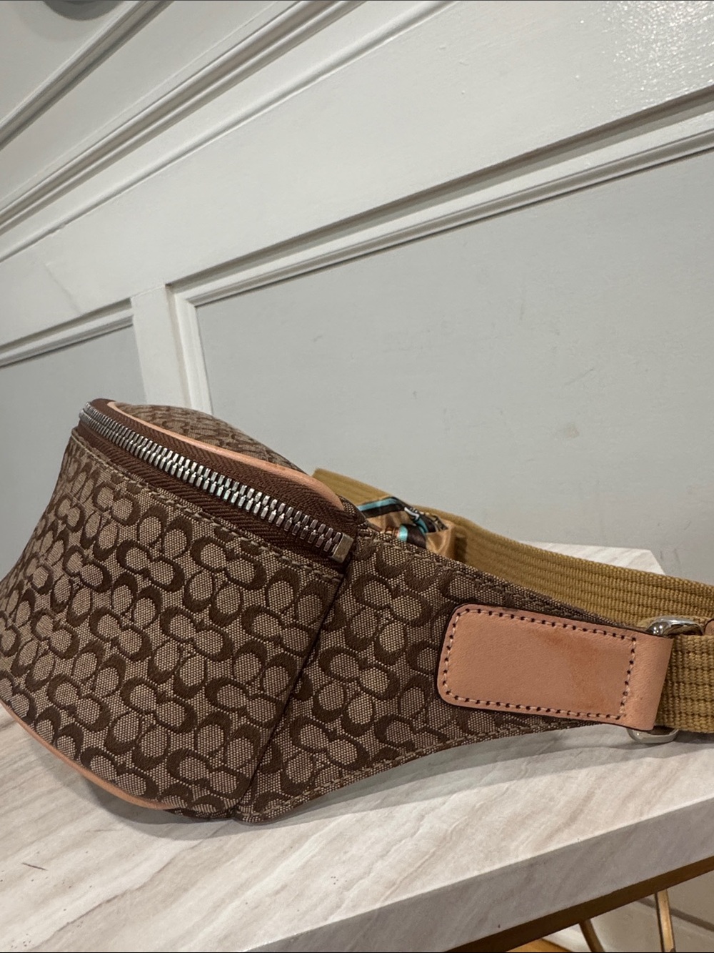 Coach Bag Vintage Y2K Brown Jacquard Signature Small Belt Bag Fanny Pack EUC - Picture 5 of 17